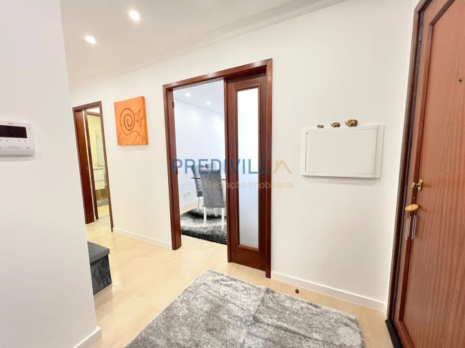Apartamento T3 para Venda em Vila Chã Foto 5