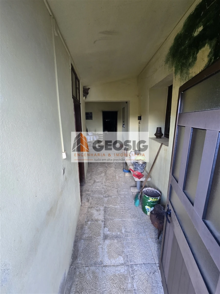 Quinta T4 para Venda em São Barnabe Foto 8