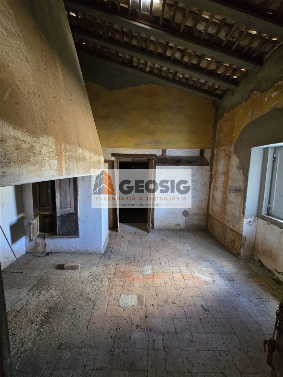 Quinta T4 para Venda em São Barnabe Foto 27