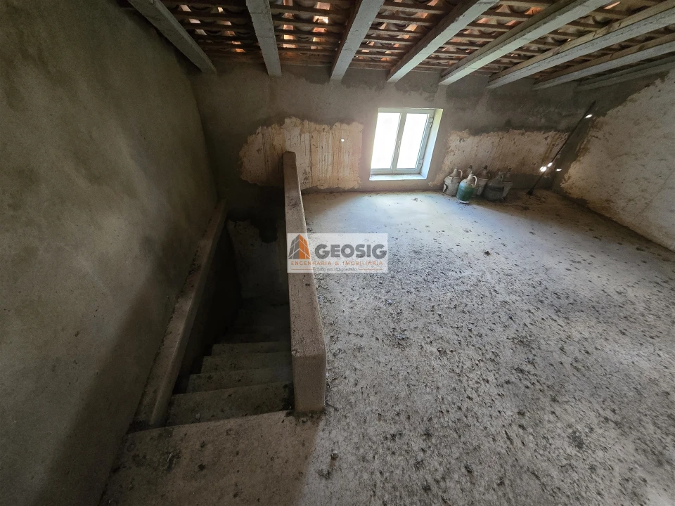 Quinta T4 para Venda em São Barnabe Foto 30