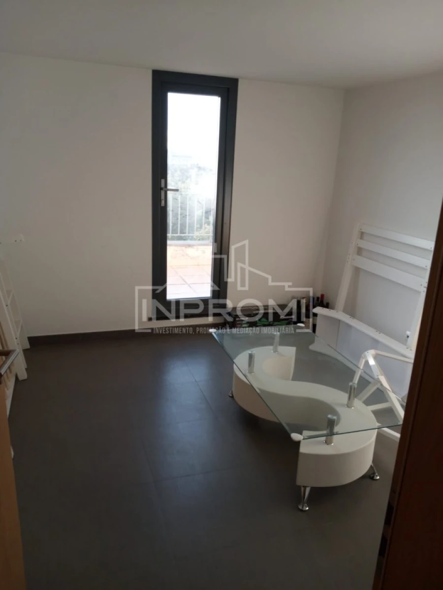 Apartamento T4 para Venda em Alto do Seixalinho, Santo André e Verderena Foto 16