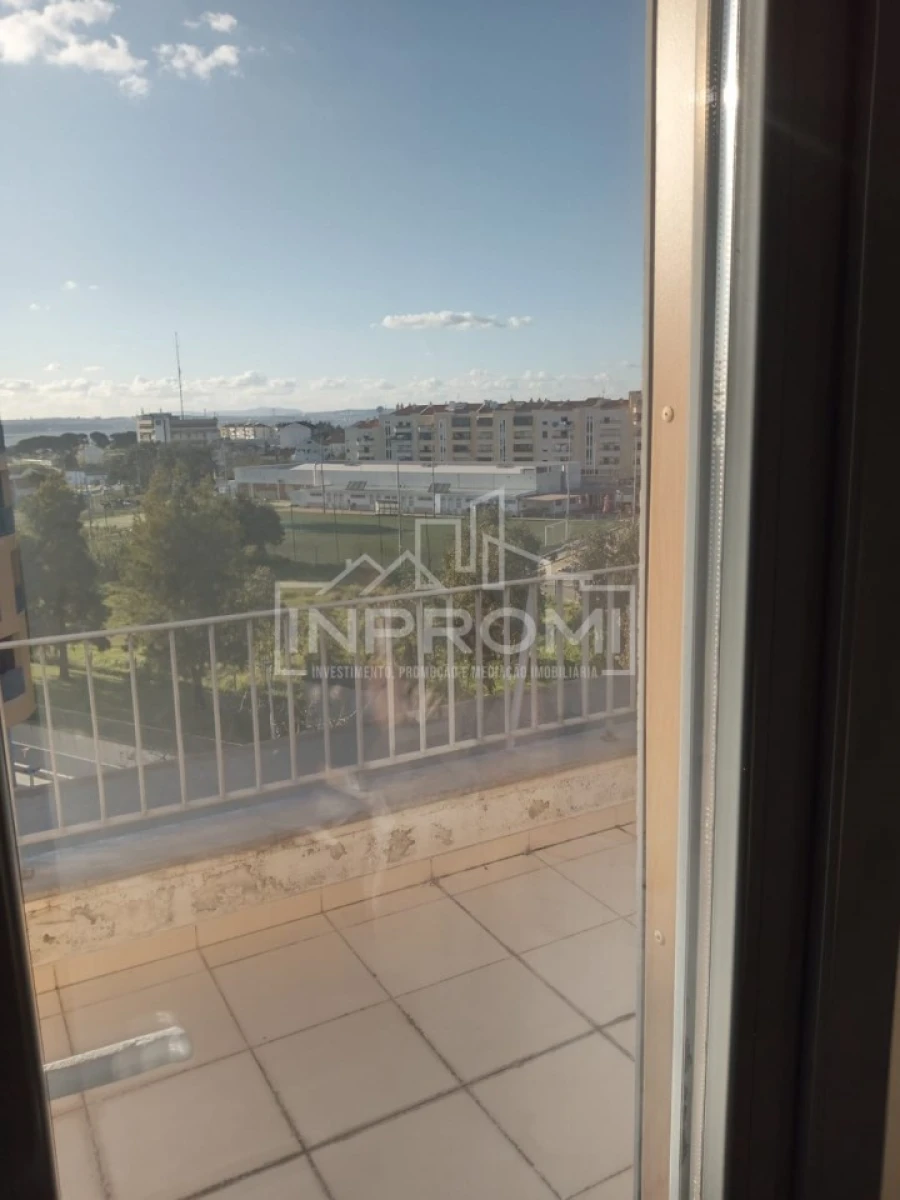 Apartamento T4 para Venda em Alto do Seixalinho, Santo André e Verderena Foto 23