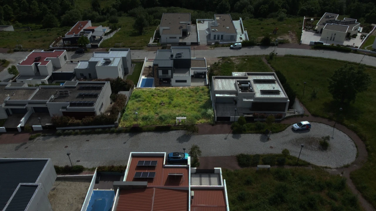 Terreno para Venda em Teixoso e Sarzedo Foto 1