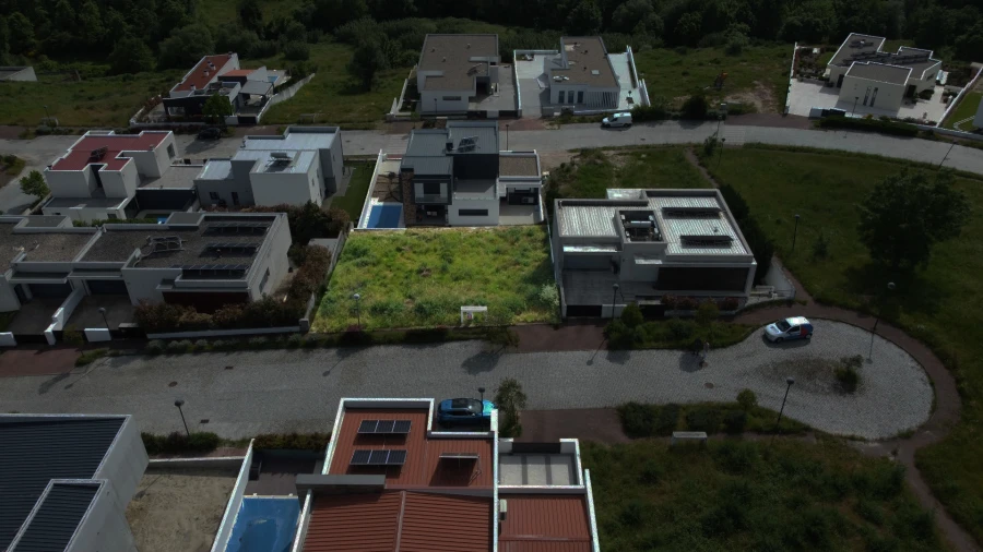 Terreno para Venda em Teixoso e Sarzedo Foto 1