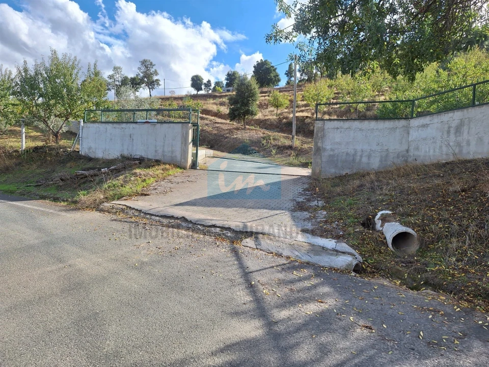 Terreno para Venda em Barcel, Marmelos e Valverde da Gestosa Foto 2