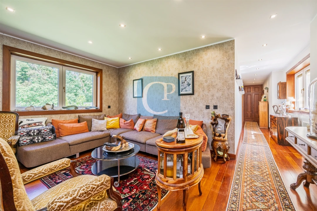 Moradia T5 para Venda em Modivas Foto 24