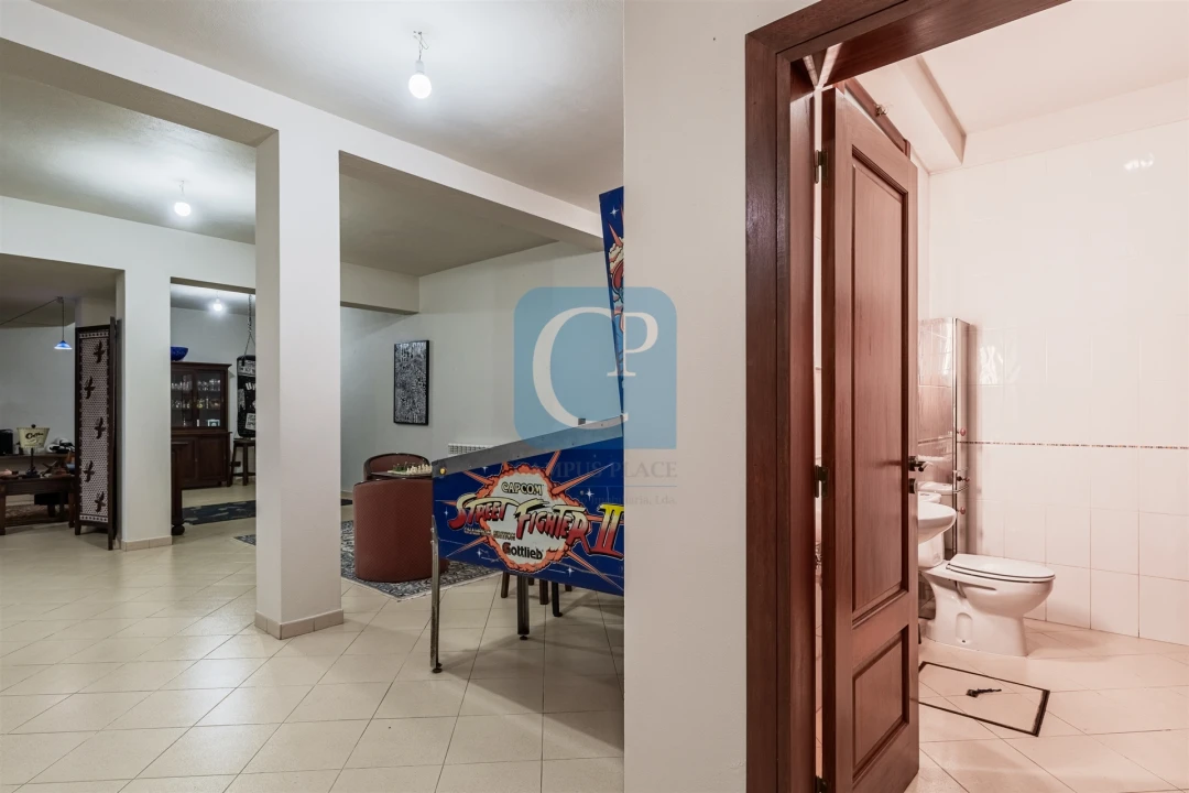 Moradia T5 para Venda em Modivas Foto 40