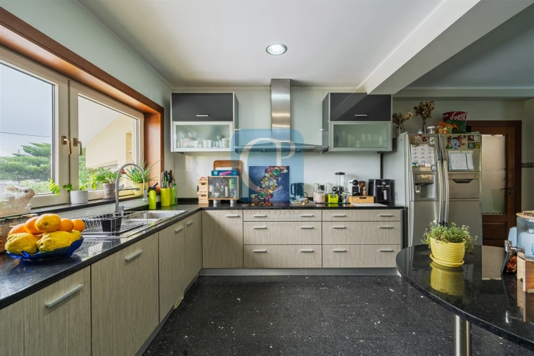 Moradia T5 para Venda em Modivas Foto 7