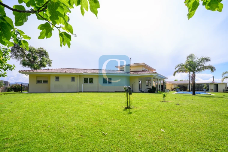 Moradia T5 para Venda em Modivas Foto 20