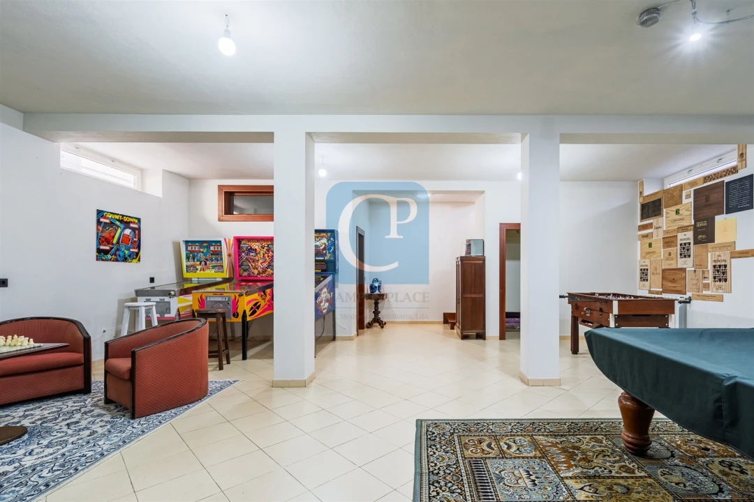 Moradia T5 para Venda em Modivas Foto 42