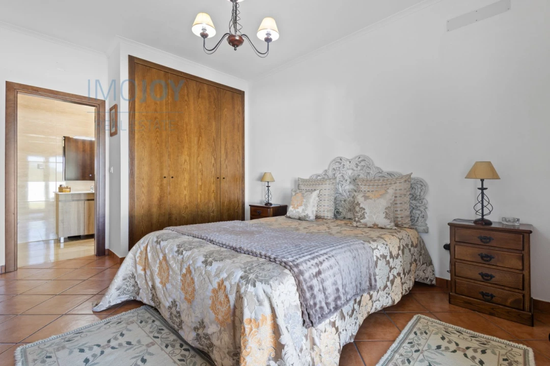 Moradia T4 para Venda em Alter do Chão Foto 16