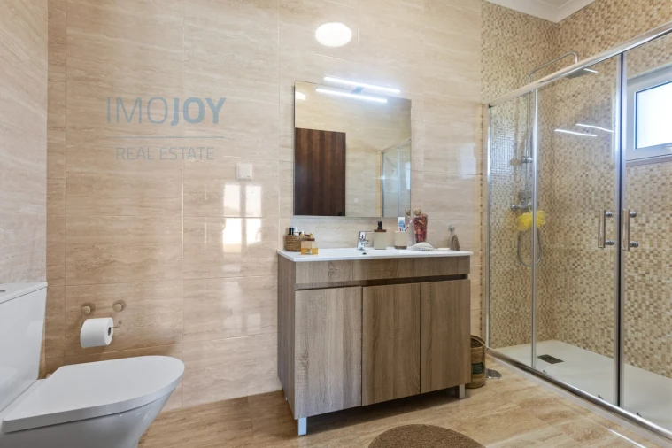 Moradia T4 para Venda em Alter do Chão Foto 18