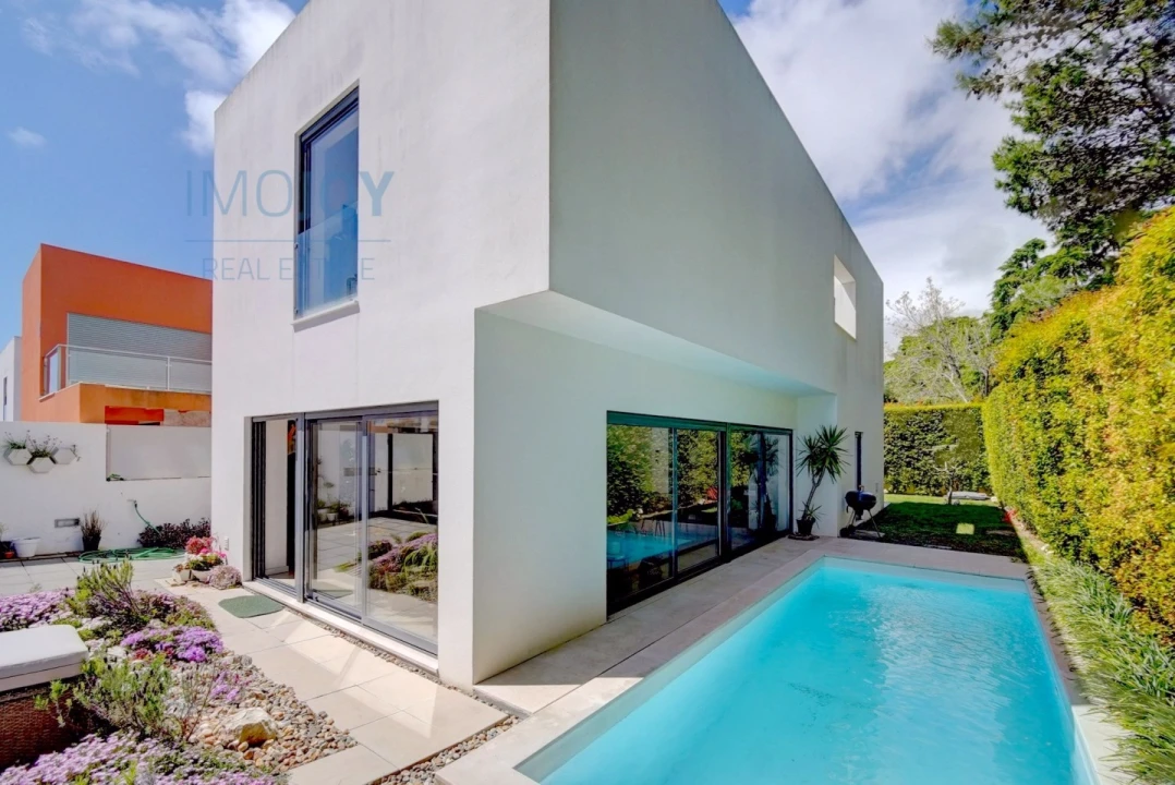 Moradia T4 para Venda em Cascais e Estoril Foto 1