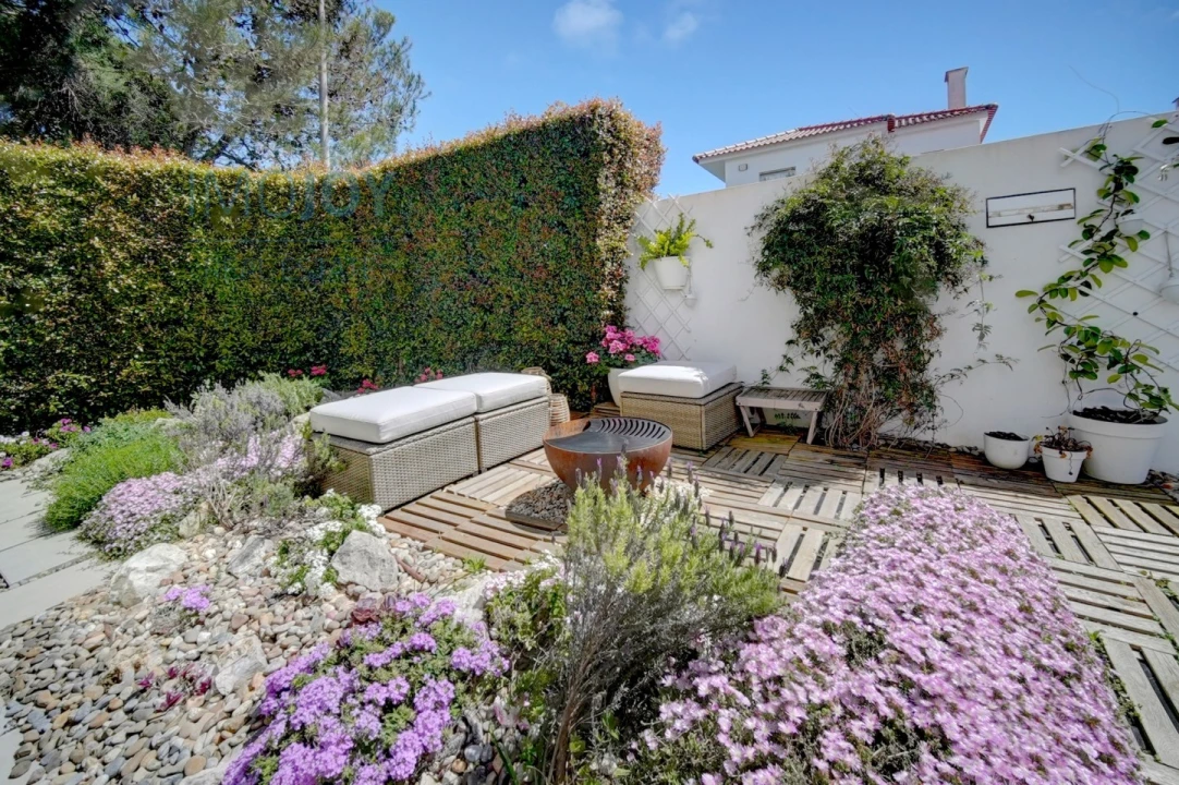 Moradia T4 para Venda em Cascais e Estoril Foto 3