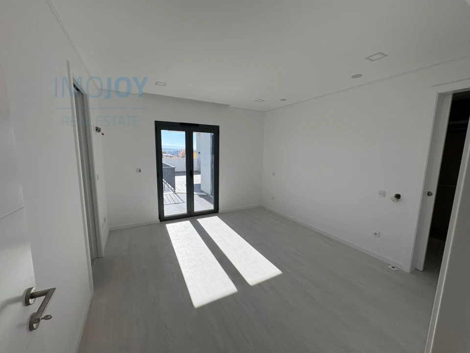 Apartamento T3 para Venda em Ericeira Foto 17