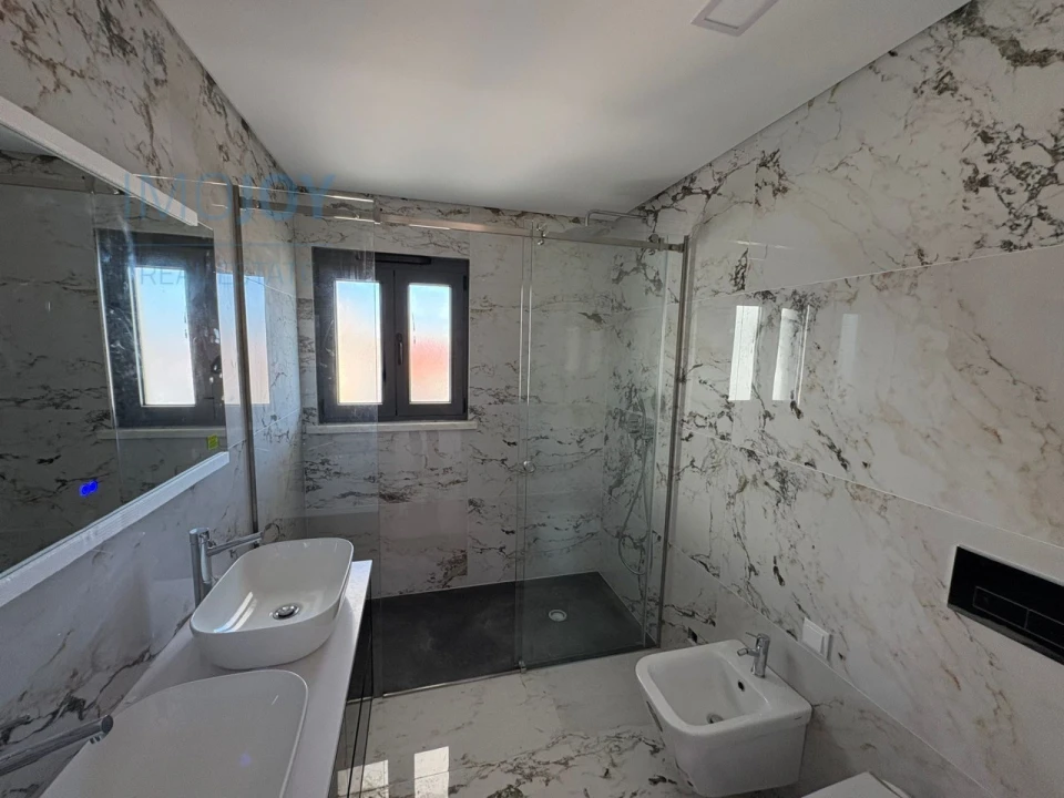 Apartamento T2 para Venda em Ericeira Foto 16