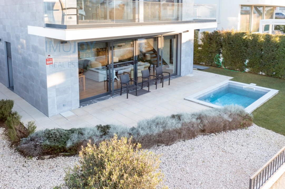 Moradia T3 para Venda em Cascais e Estoril Foto 33