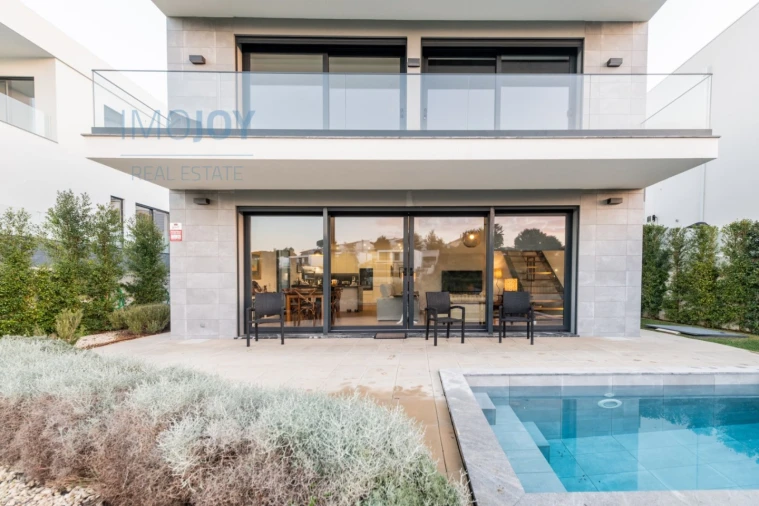 Moradia T3 para Venda em Cascais e Estoril Foto 30