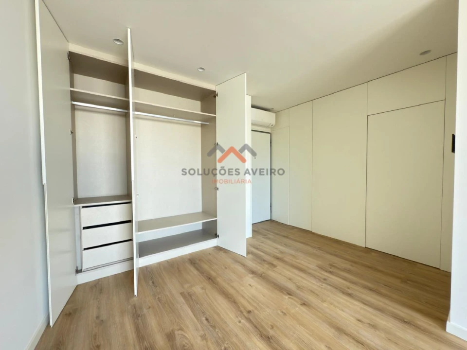 Apartamento T2 para Venda em Esgueira Foto 10