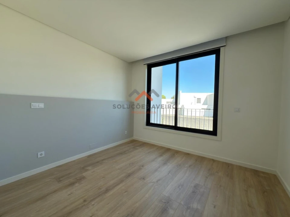 Apartamento T2 para Venda em Esgueira Foto 21