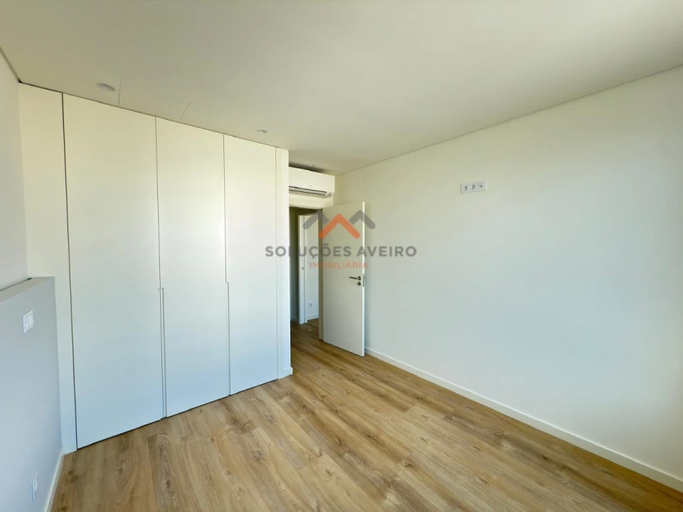Apartamento T2 para Venda em Esgueira Foto 23