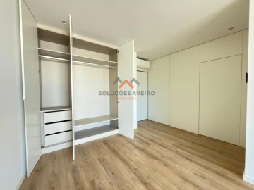 Apartamento T2 para Venda em Esgueira