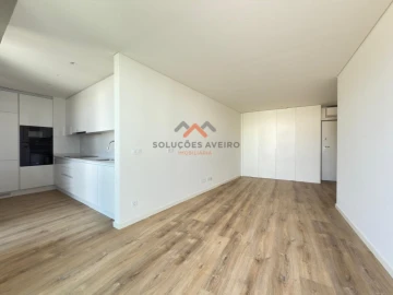 Apartamento T2 para Venda em Esgueira