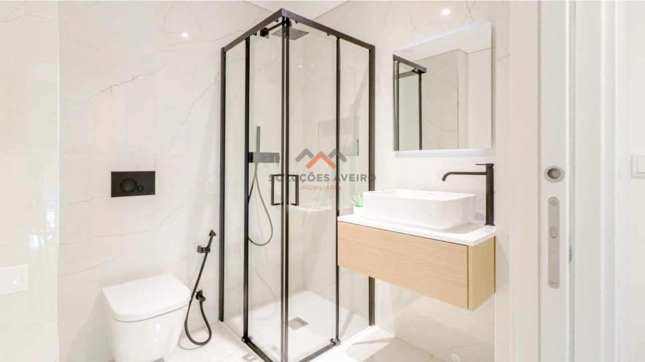 Apartamento T2 para Venda em Glória e Vera Cruz Foto 17