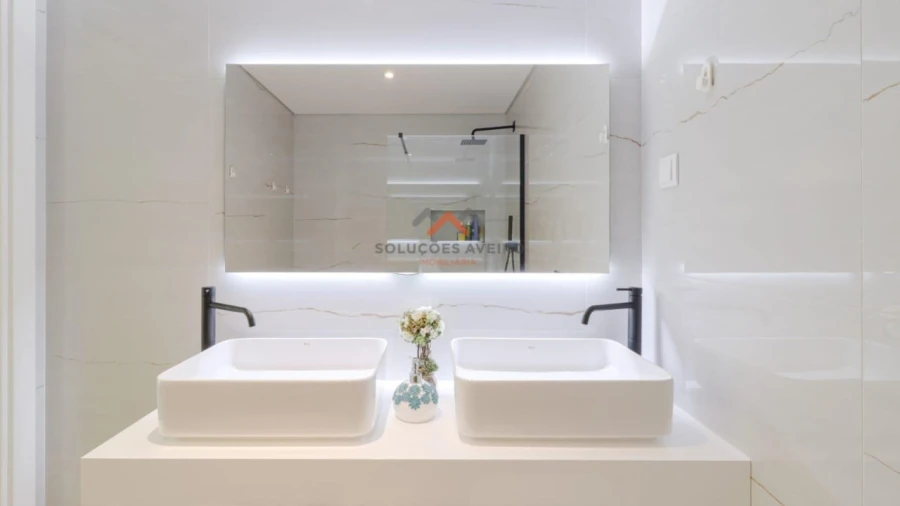 Apartamento T2 para Venda em Glória e Vera Cruz Foto 14