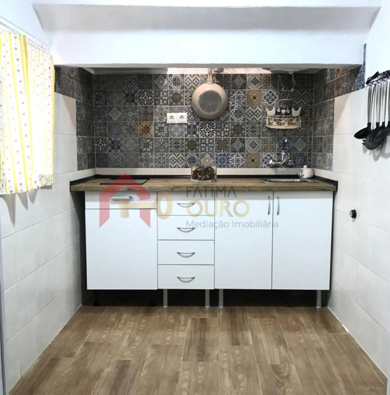 Quinta T3 para Venda em Assunção, Ajuda, Salvador e Santo Ildefonso Foto 2