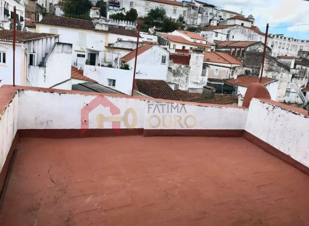 Quinta T3 para Venda em Assunção, Ajuda, Salvador e Santo Ildefonso Foto 18