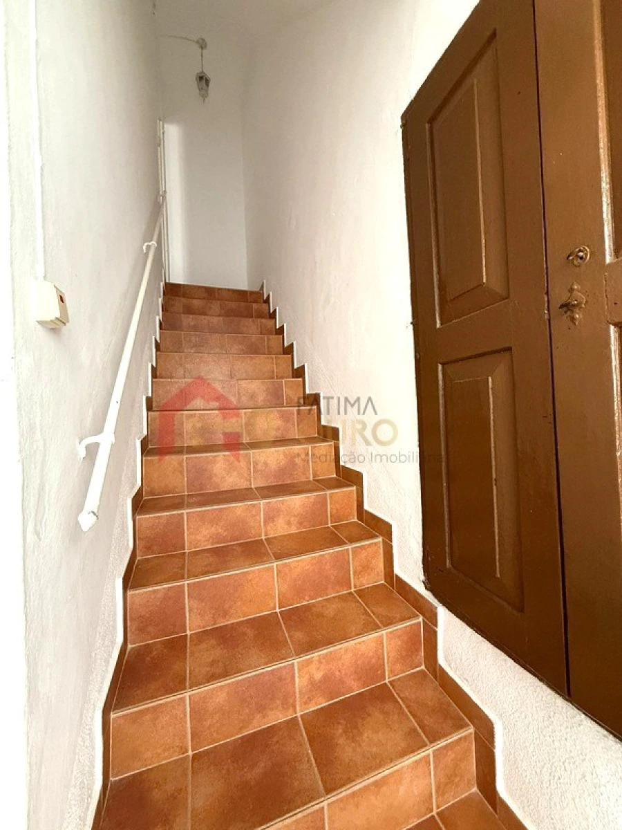 Quinta T3 para Venda em Assunção, Ajuda, Salvador e Santo Ildefonso Foto 10