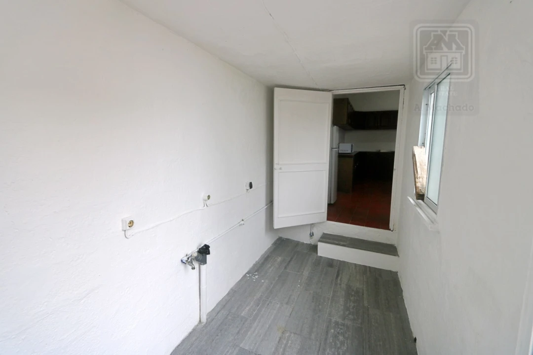 Moradia T3 para Venda em Arrifes Foto 42