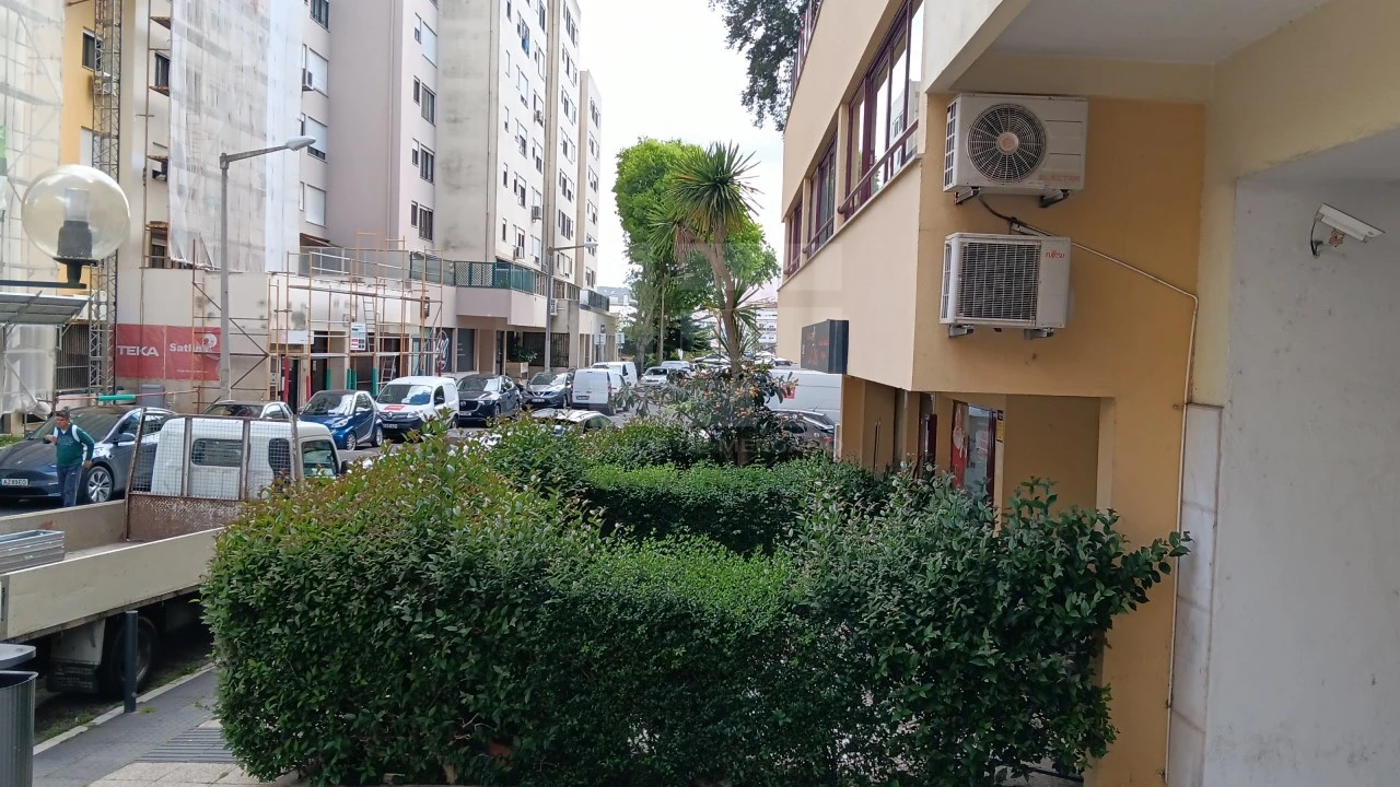 Loja para Venda em Benfica Foto 18