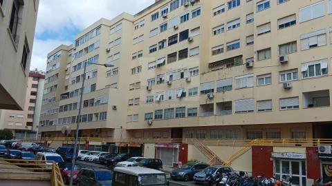 Loja para Venda em Benfica
