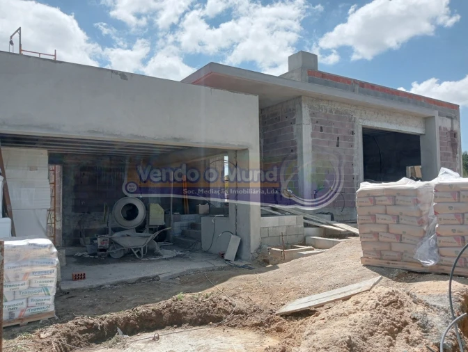 Moradia T3 para Venda em São Jose da Lamarosa Foto 3