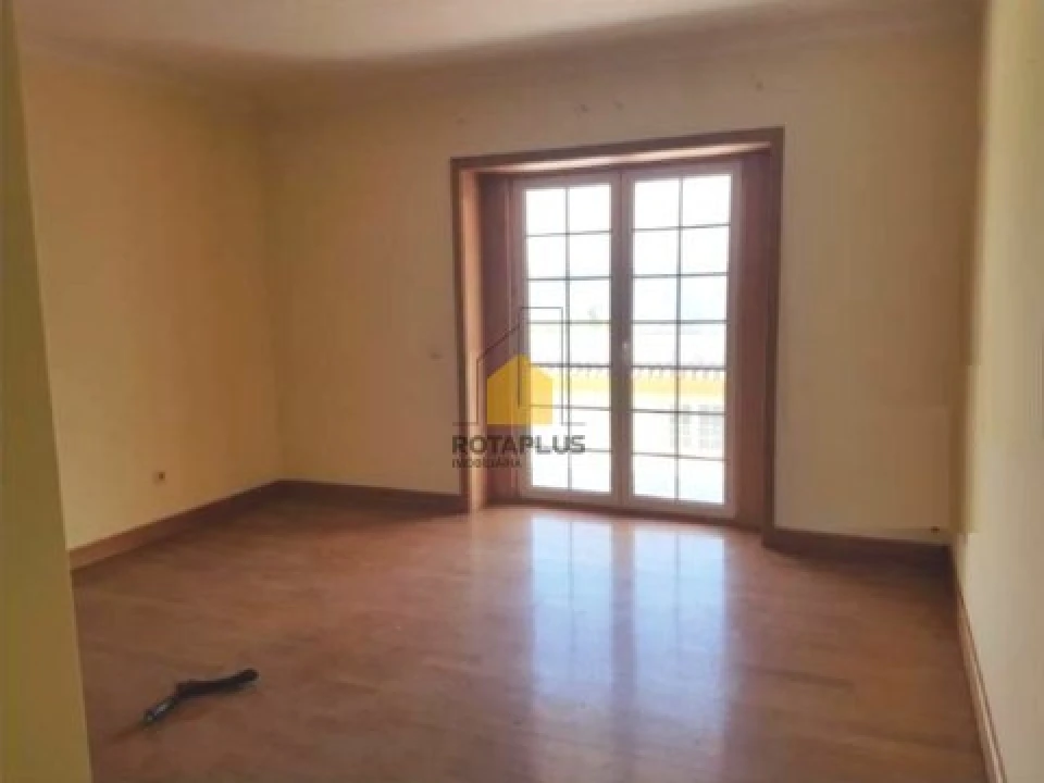 Moradia T5 para Venda em Esmoriz Foto 9