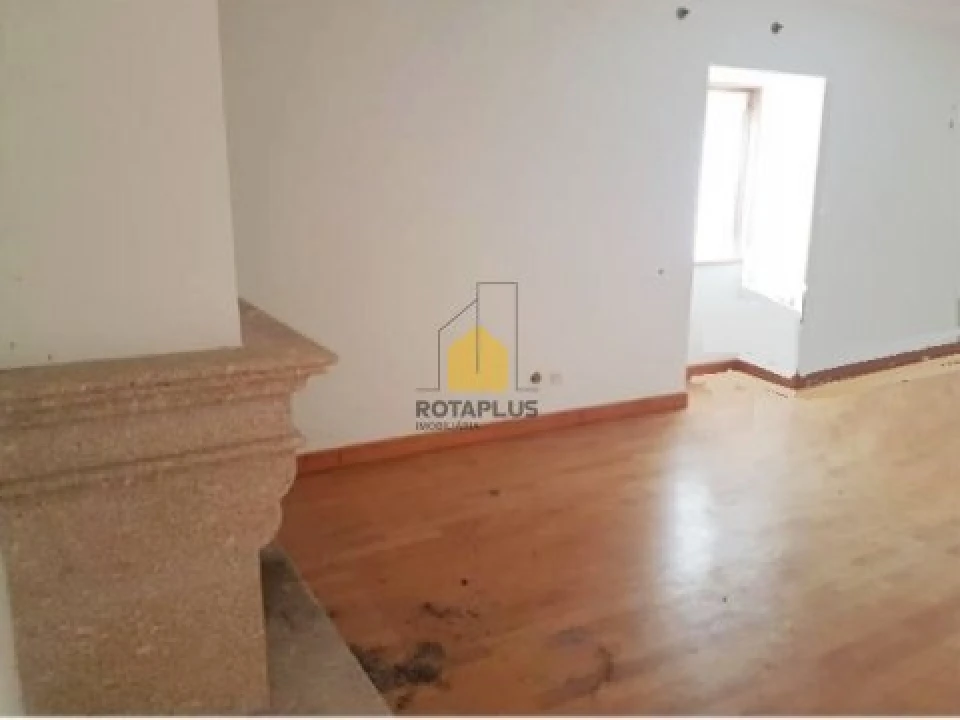 Moradia T5 para Venda em Esmoriz Foto 10