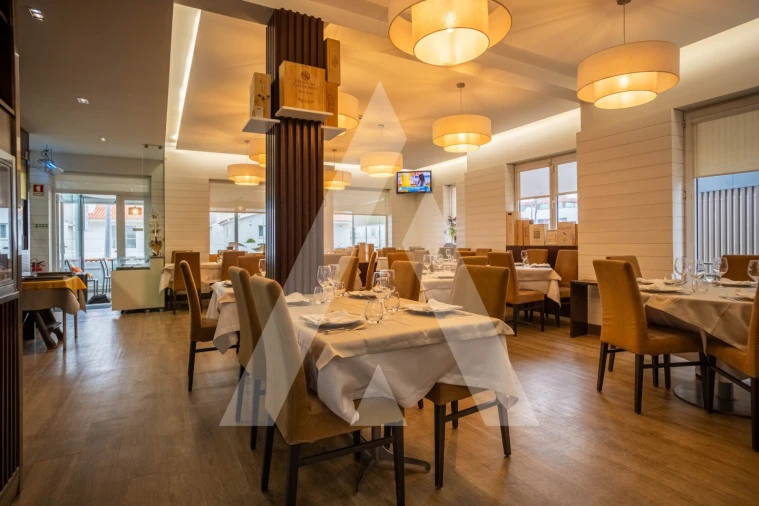 Negócio para Venda em Gafanha da Encarnação Foto 10