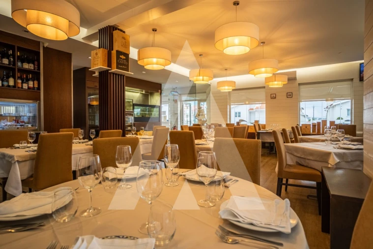 Negócio para Venda em Gafanha da Encarnação Foto 11