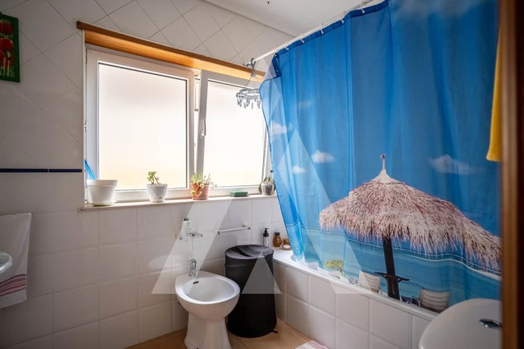 Negócio para Venda em Gafanha da Encarnação Foto 30