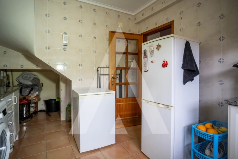 Negócio para Venda em Gafanha da Encarnação Foto 33