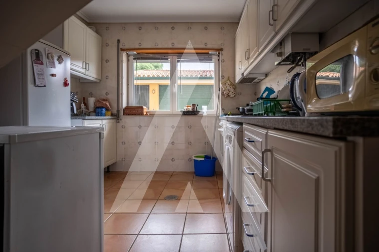 Negócio para Venda em Gafanha da Encarnação Foto 35