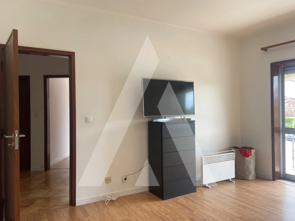 Apartamento T3 para Venda em Covões e Camarneira Foto 16