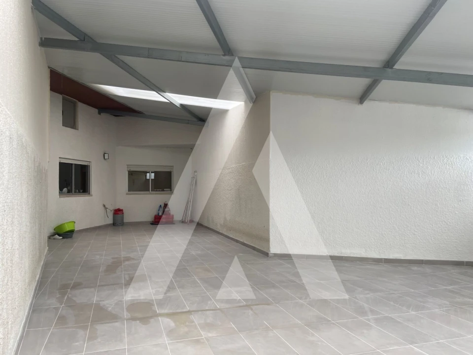 Apartamento T3 para Venda em Covões e Camarneira Foto 37