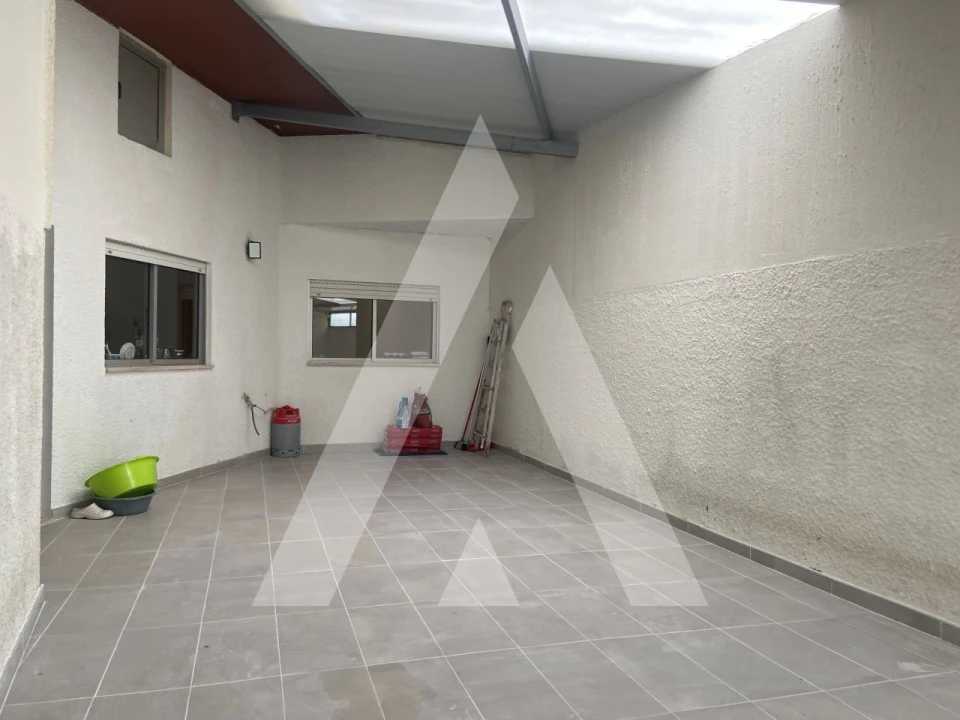 Apartamento T3 para Venda em Covões e Camarneira Foto 39