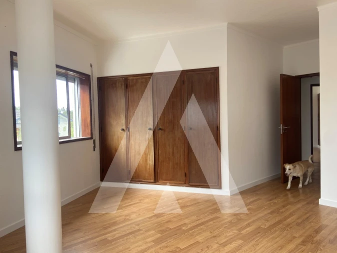 Apartamento T3 para Venda em Covões e Camarneira Foto 23