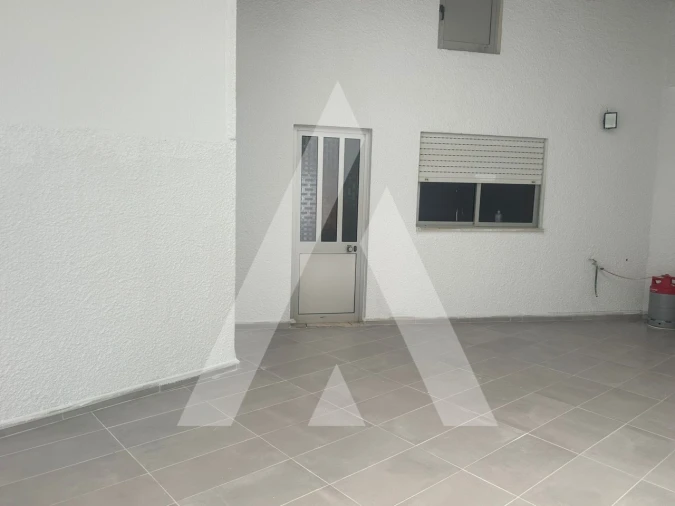 Apartamento T3 para Venda em Covões e Camarneira Foto 34