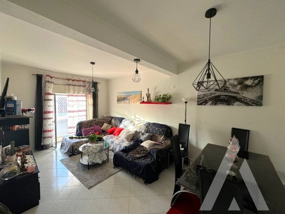 Prédio para Venda em Santa Iria de Azoia, São João da Talha e Bobadela Foto 5