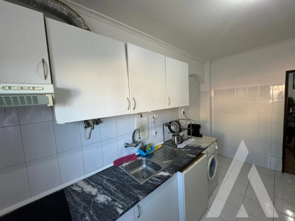 Prédio para Venda em Santa Iria de Azoia, São João da Talha e Bobadela Foto 31